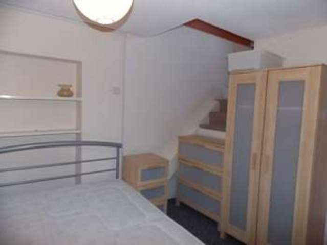  Image of 1 bedroom Flat to rent in High Street Twerton Bath BA2 at 56 High Street Twerton Bath, BA2 1DD