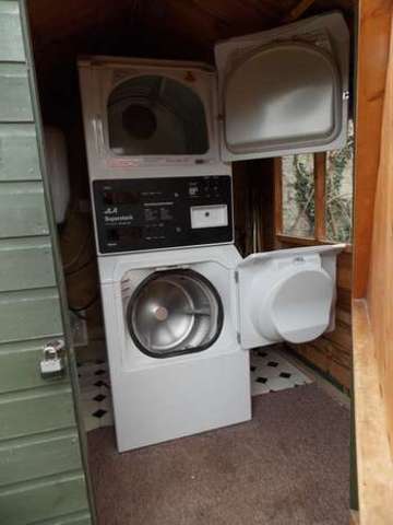  Image of 1 bedroom Flat to rent in High Street Twerton Bath BA2 at 56 High Street Twerton Bath, BA2 1DD