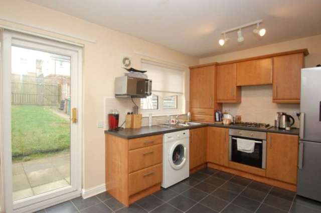  Image of 2 bedroom Terraced house to rent in Hardridge Road Glasgow G52 at Hardridge Road  Corkerhill, G52 1RJ