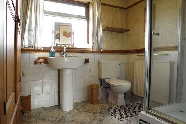  Image of 5 bedroom Semi-Detached house for sale in Cemetery Road Royton Oldham OL2 at Royton Oldham Lancashire, OL2 5SW