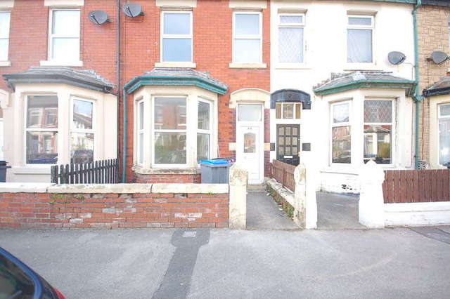  Image of 3 bedroom Terraced house to rent in Peter Street Blackpool FY1 at Blackpool Lancashire, FY1 3NL