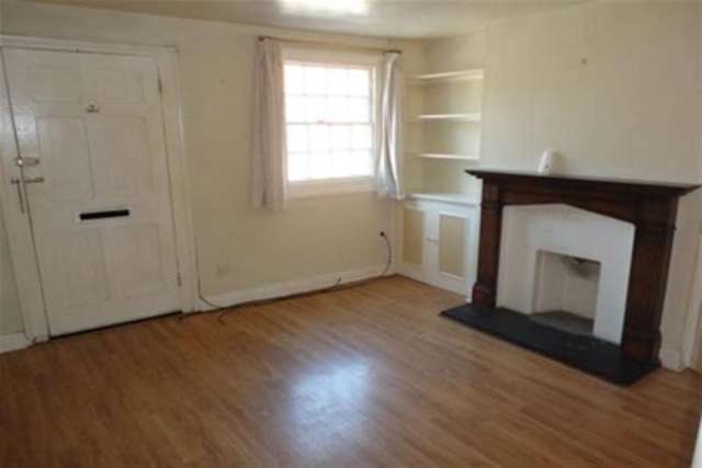  Image of 1 bedroom Detached house to rent in Abbey Street Farnham GU9 at Farnham, GU9 7RJ