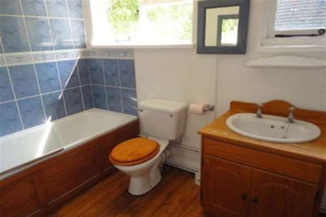  Image of 1 bedroom Detached house to rent in Abbey Street Farnham GU9 at Farnham, GU9 7RJ