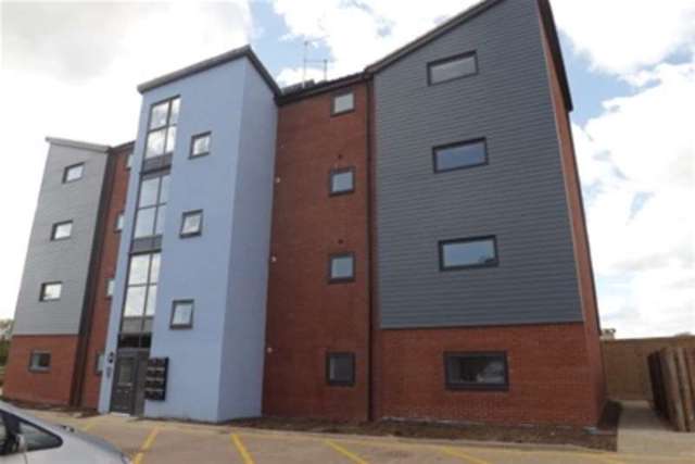  Image of 2 bedroom Flat to rent in Abells Close Walton Milton Keynes MK7 at Milton Keynes, MK7 7FA