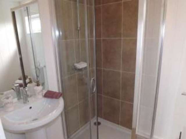  Image of 2 bedroom Bungalow for sale in Greenacres Park Adbolton Lane West Bridgford Nottingham NG2 at West Bridgford Nottingham Gamston, NG2 5AX