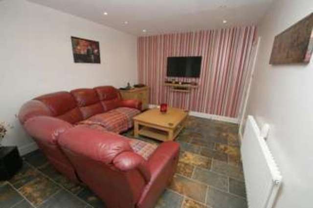  Image of 4 bedroom Detached house for sale in High Street Green Hemel Hempstead Industrial Estate Hemel Hempstead HP2 at High Street Green Adeyfield Hemel Hempstead, HP2 7AQ