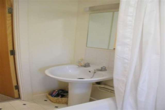  Image of 1 bedroom Flat to rent in Jupp Road London E15 at London, E15 1LF