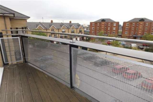  Image of 2 bedroom Flat to rent in Adventurers Quay Cardiff CF10 at Cardiff, CF10 4NP