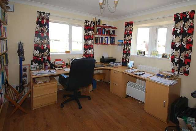  Image of 3 bedroom Semi-Detached house for sale in Alanbrooke Avenue Newport NP20 at Alanbrooke Avenue  Newport, NP20 6QH