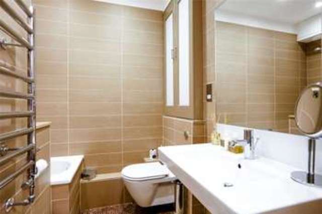  Image of 2 bedroom Flat for sale in Albert Bridge Road London SW11 at Battersea Park London Battersea, SW11 4PG