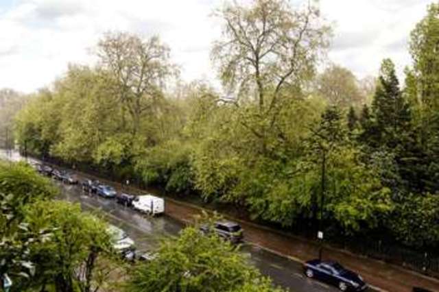  Image of 2 bedroom Flat for sale in Albert Bridge Road London SW11 at Battersea Park London Battersea, SW11 4PG