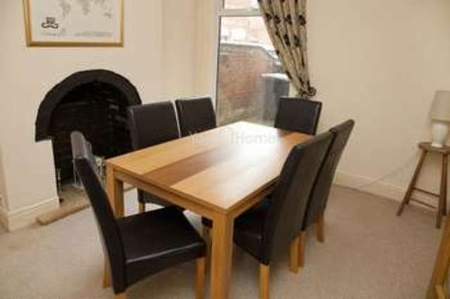  Image of 1 bedroom Terraced house to rent in Albert Crescent Lincoln LN1 at Albert Crescent  Lincoln, LN1 1LX