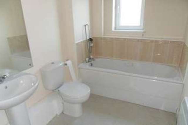  Image of 2 bedroom Flat to rent in Albert Promenade Halifax HX3 at Albert Promenade  Halifax, HX3 0HD
