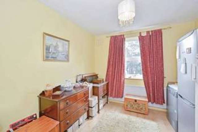 Image of 3 bedroom Terraced house for sale in Albert Square London E15 at Albert Square Stratford London, E15 1HH