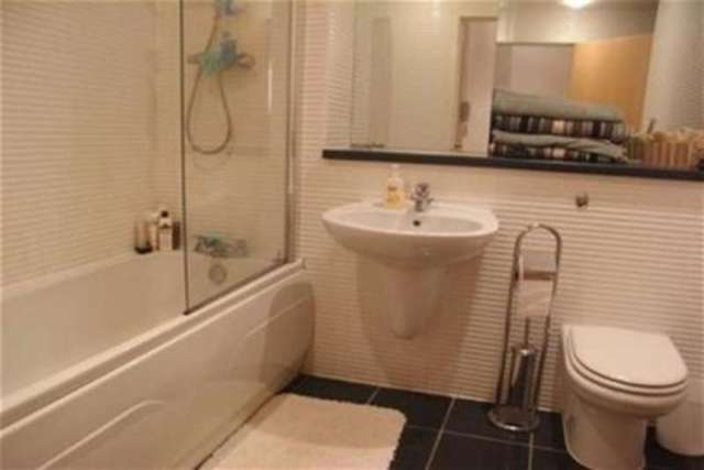  Image of 2 bedroom Flat to rent in Albion Street Glasgow G1 at Glasgow, G1 1QS