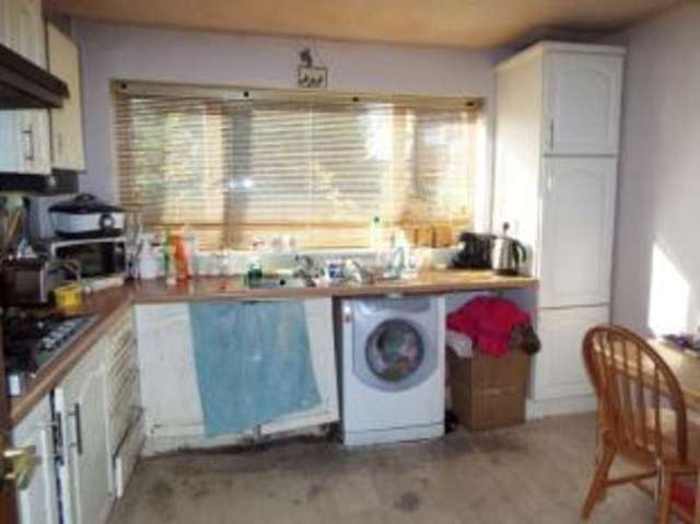  Image of 3 bedroom Semi-Detached house for sale in Alfriston Close Luton LU2 at Luton Bedfordshire Stopsley, LU2 8QZ