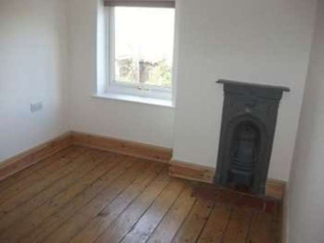  Image of 3 bedroom Detached house to rent in Armscroft Road Longlevens Gloucester GL2 at Armscroft Road Barnwood Gloucester, GL2 0SJ