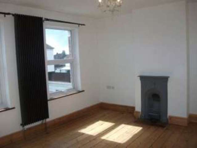 Image of 3 bedroom Detached house to rent in Armscroft Road Longlevens Gloucester GL2 at Armscroft Road Barnwood Gloucester, GL2 0SJ
