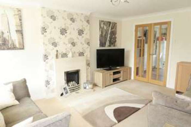  Image of 3 bedroom Detached house for sale in Arthington Close Tingley Wakefield WF3 at Arthington Close Tingley Wakefield, WF3 1BT