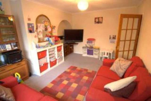  Image of 3 bedroom Semi-Detached house for sale in Ash Tree Way Croydon CR0 at Shirley Croydon Shirley, CR0 7SG