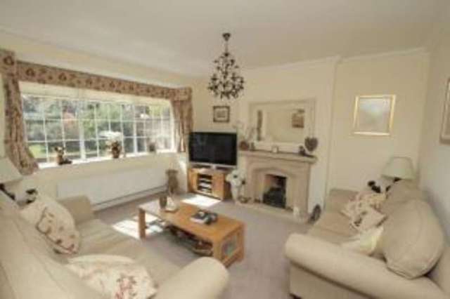  Image of 3 bedroom Bungalow for sale in Ashgate Road Chesterfield S40 at Ashgate Derbyshire Brampton, S40 4DB