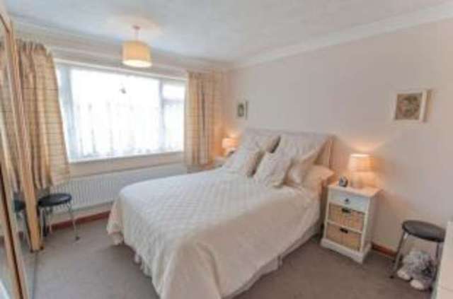  Image of 2 bedroom Bungalow for sale in Dunnetts Close Ashill Thetford IP25 at Ashill Thetford Ashill, IP25 7AY