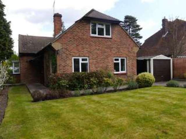  Image of 3 bedroom Detached house to rent in Greville Park Road Ashtead KT21 at Greville Park Road  Ashtead, KT21 2QT
