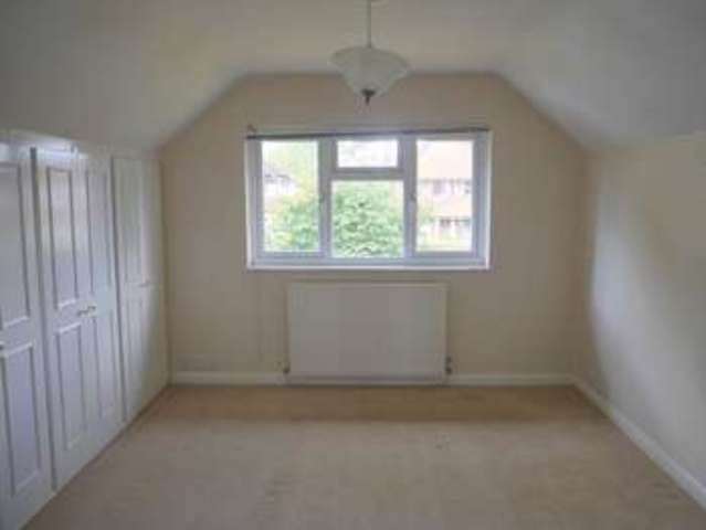  Image of 3 bedroom Detached house to rent in Greville Park Road Ashtead KT21 at Greville Park Road  Ashtead, KT21 2QT