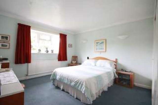  Image of 4 bedroom Detached house for sale in Glebe Road Ashtead KT21 at Glebe Road  Ashtead, KT21 2NT