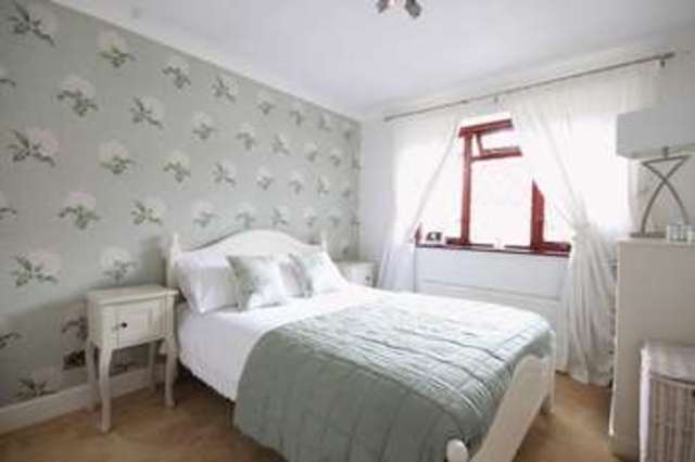  Image of 4 bedroom Detached house for sale in The Cedars Leatherhead KT22 at The Cedars  Leatherhead, KT22 8TH