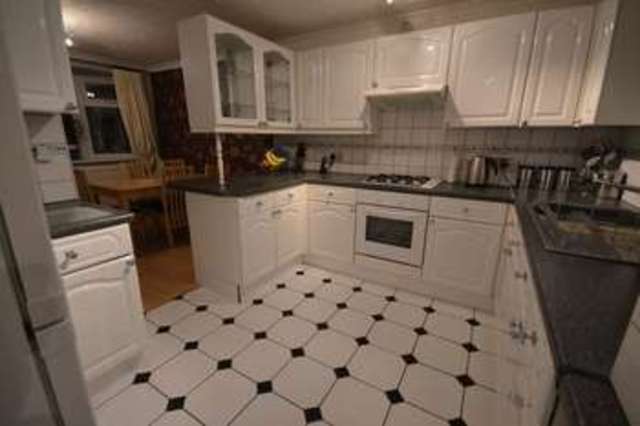  Image of 3 bedroom Terraced house to rent in Ashworth Avenue Chaddesden Derby DE21 at Ashworth Avenue  Chaddesden, DE21 6RQ