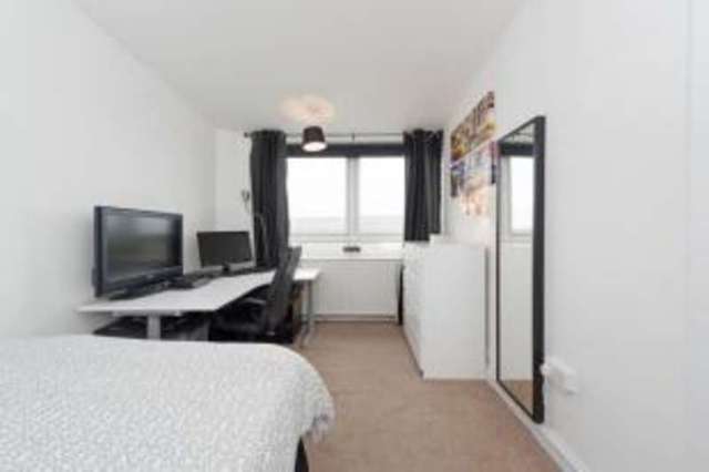  Image of 3 bedroom Maisonette for sale in Atholl Place Linwood Paisley PA3 at Linwood  Linwood, PA3 3QZ