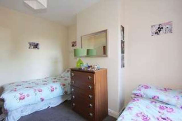  Image of 4 bedroom Terraced house for sale in Avenue Road Ashby-De-La-Zouch LE65 at Avenue Road  Ashby-De-La-Zouch, LE65 2FA