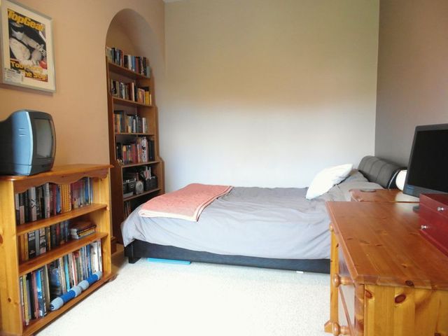  Image of 3 bedroom Terraced house for sale in Avenue Road South Newport TF10 at Avenue Road South  Newport, TF10 7DY