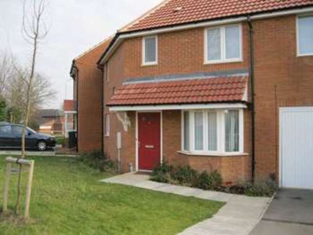  Image of 3 bedroom Detached house to rent in Aysgarth Road Leicester LE4 at Aysgarth Road Beaumont Leys Leicester, LE4 0TA