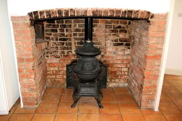  Image of 3 bedroom Cottage to rent in Back Way Great Haseley Oxford OX44 at Great Haseley Oxon Great Haseley, OX44 7JR
