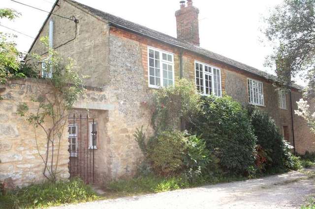  Image of 3 bedroom Cottage to rent in Back Way Great Haseley Oxford OX44 at Great Haseley Oxon Great Haseley, OX44 7JR