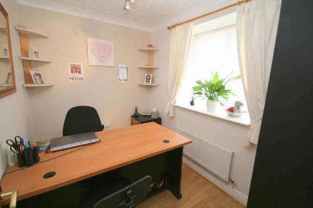  Image of 4 bedroom Detached house for sale in Badgers Gate Dunstable LU6 at Dunstable Beds Church End, LU6 2BF