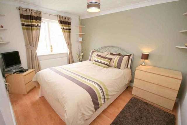  Image of 4 bedroom Detached house for sale in Badgers Gate Dunstable LU6 at Dunstable Beds Church End, LU6 2BF