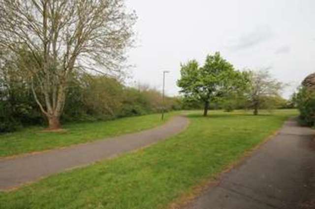  Image of 3 bedroom Property to rent in Badgeworth Yate Bristol BS37 at Badgeworth Yate Bristol, BS37 8YQ