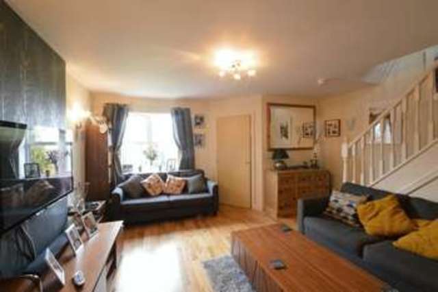  Image of 3 bedroom Semi-Detached house for sale in Bakehurst Close New Mills High Peak SK22 at Bakehurst Close New Mills High Peak, SK22 4PT