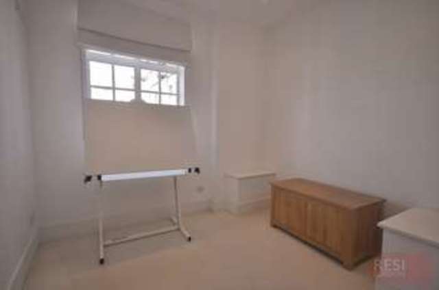  Image of 2 bedroom Flat to rent in Baker Street London NW1 at Baker Street  London, NW1 5SR