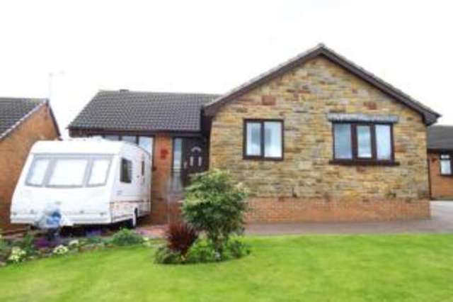  Image of 3 bedroom Bungalow for sale in Bamford Road Inkersall Chesterfield S43 at Inkersall Chesterfield Brimington, S43 3DE