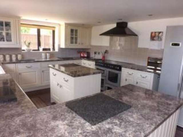  Image of 4 bedroom Semi-Detached house for sale in Bank Road Pilning Bristol BS35 at Pilning Bristol Pilning, BS35 4JQ