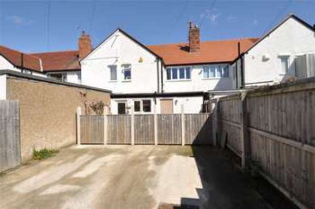  Image of 2 bedroom Flat to rent in Banks Road West Kirby Wirral CH48 at West Kirby Wirral West Kirby, CH48 0RF