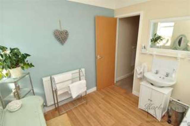  Image of 2 bedroom Flat to rent in Banks Road West Kirby Wirral CH48 at West Kirby Wirral West Kirby, CH48 0RF