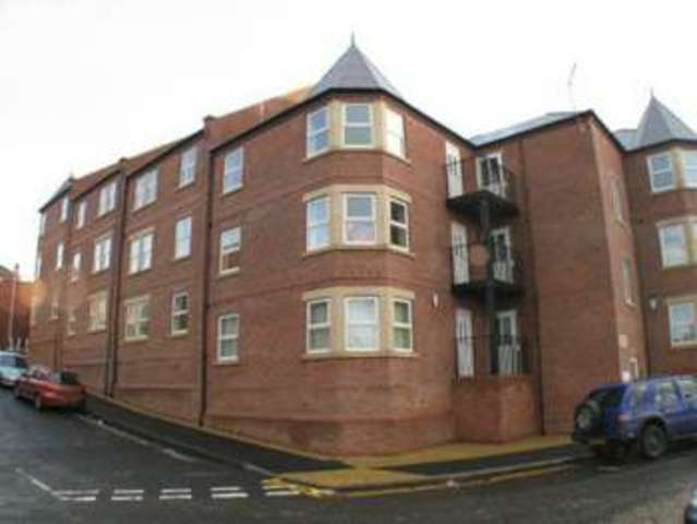  Image of 2 bedroom Flat to rent in Hargreave Terrace Darlington DL1 at Hargreave Terrace  Darlington, DL1 5LE