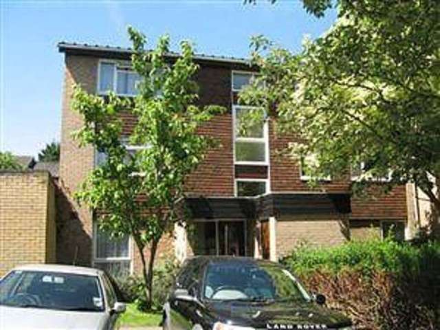  Image of 1 bedroom Flat to rent in Bardsley Close Croydon CR0 at Croydon, CR0 5PS