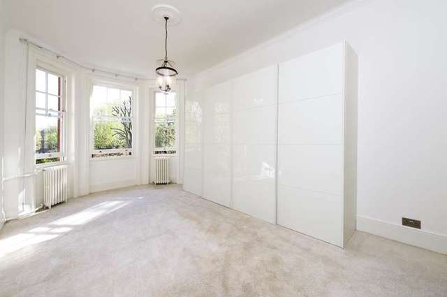  Image of 3 bedroom Flat to rent in Barkston Gardens London SW5 at Barkston Gardens  London, SW5 0EL