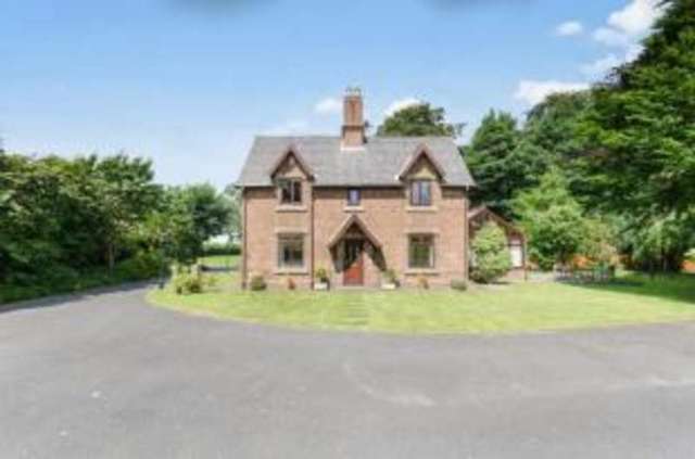  Image of 4 bedroom Detached house for sale in Barlborough Park Barlborough Chesterfield S43 at Barlborough Chesterfield Barlborough, S43 4TJ